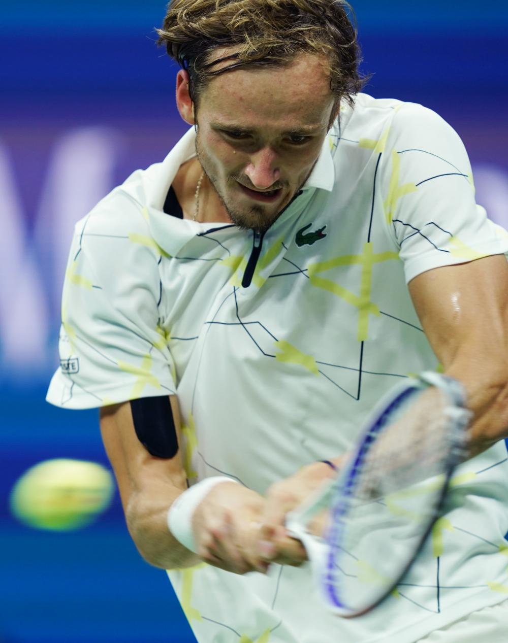 但在足球场 但在足球场