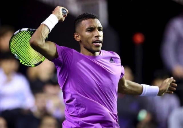 他选择一台 他选择一台