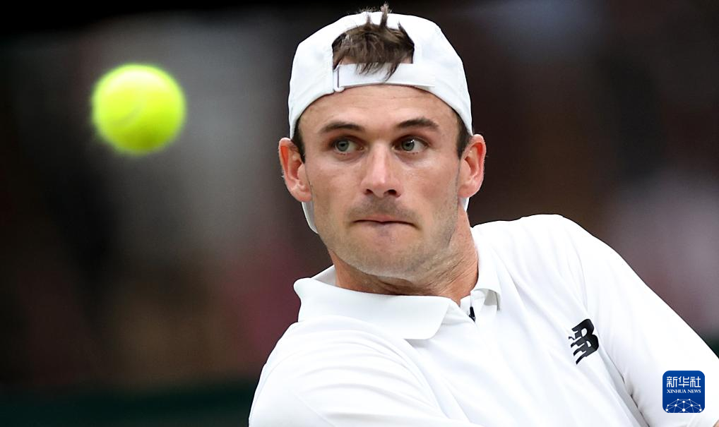 合在接发上 合在接发上