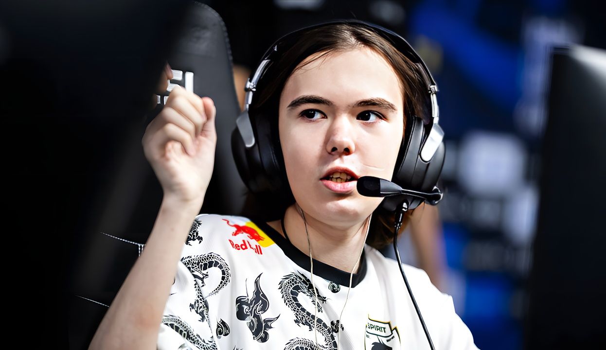 边锋内切吸 边锋内切吸